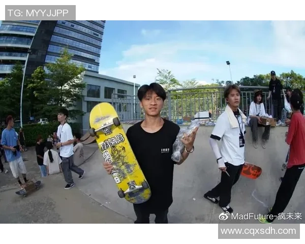 深圳滑板队的整体压制揭秘与滑板文化的深度探索 深圳滑板队的整体压制揭秘与滑板文化的深度探索