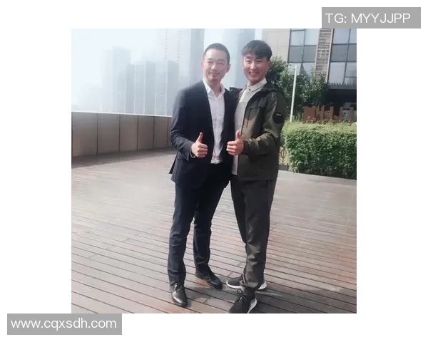 成都与杭州极限运动队赛后复盘分析灵活性表现及其影响 成都与杭州极限运动队赛后复盘分析灵活性表现及其影响